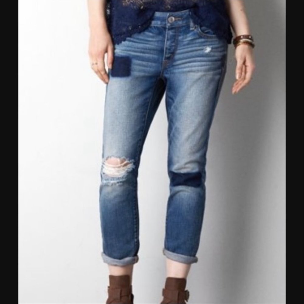 American Eagle Jeans Boy Crop Button Fly